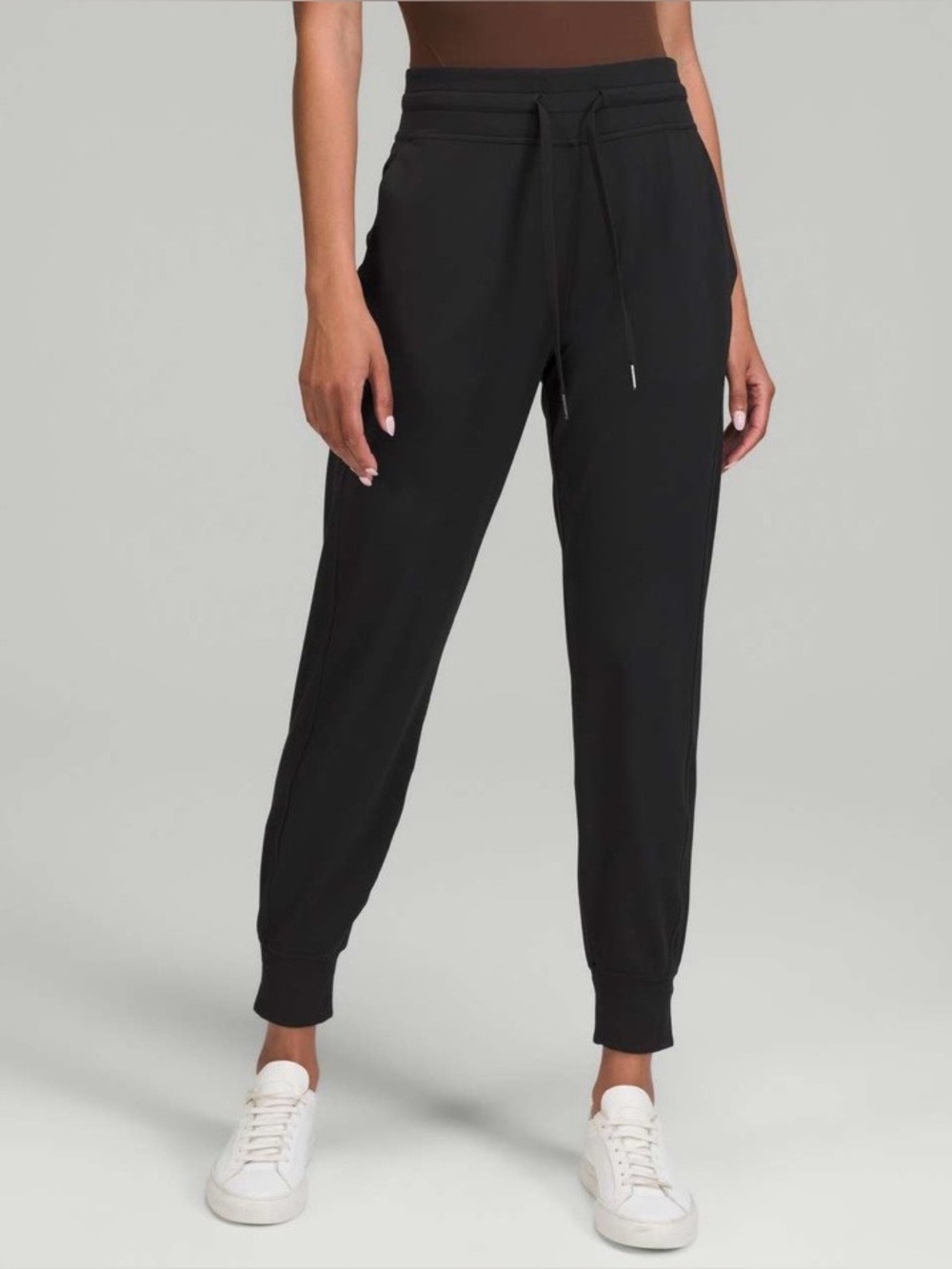Lululemon Ready to Rulu High-Rise Jogger
Black size 8 like new